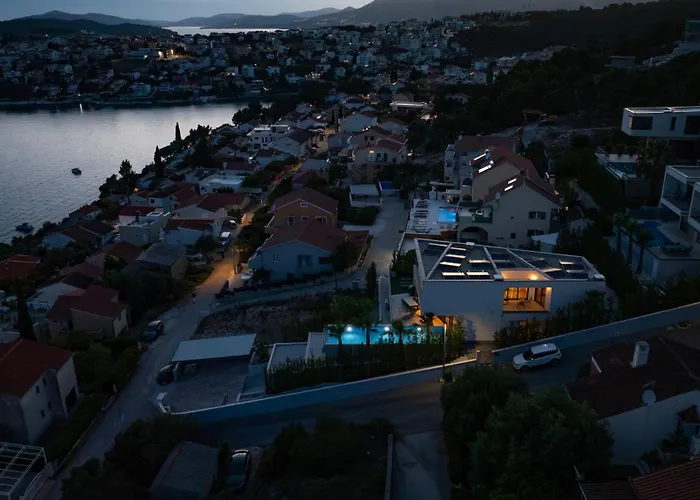 Medusa Vila Trogir
